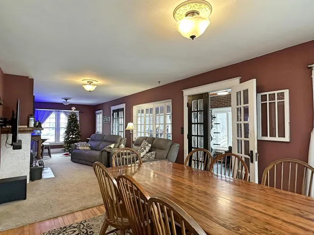 $425,000 | 326 South Wisconsin Street, Janesville, WI 53545