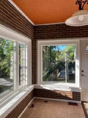 $400,000 | 326 South Wisconsin Street, Janesville, WI 53545