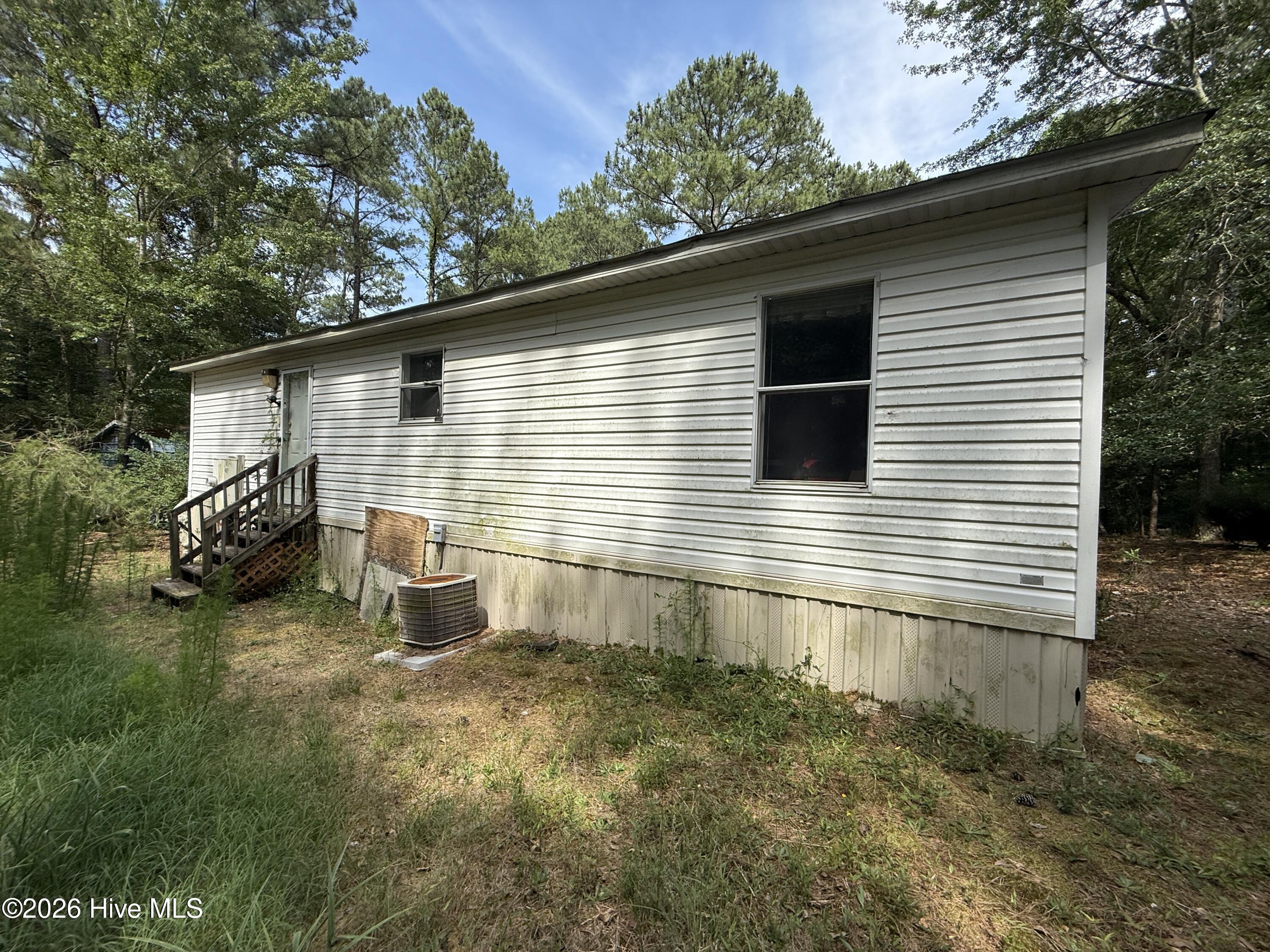 1240 Eagles Nest Road Dudley, NC 28333 - Photo 3 of 20
