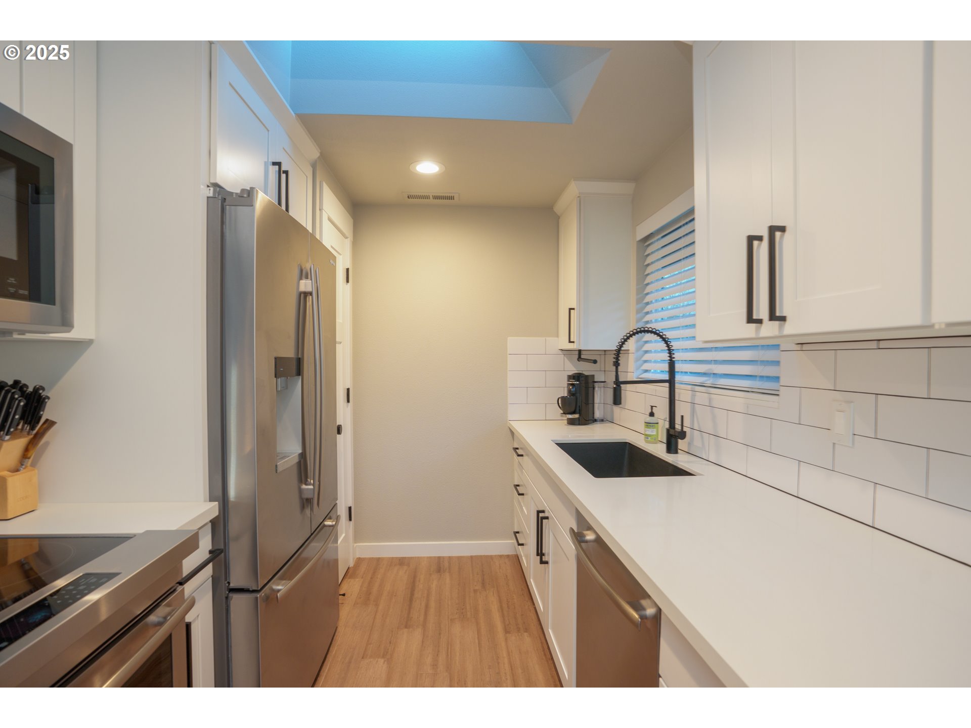 8120 Nehalem Road Nehalem, OR 97131 - Photo 11 of 26 Deck