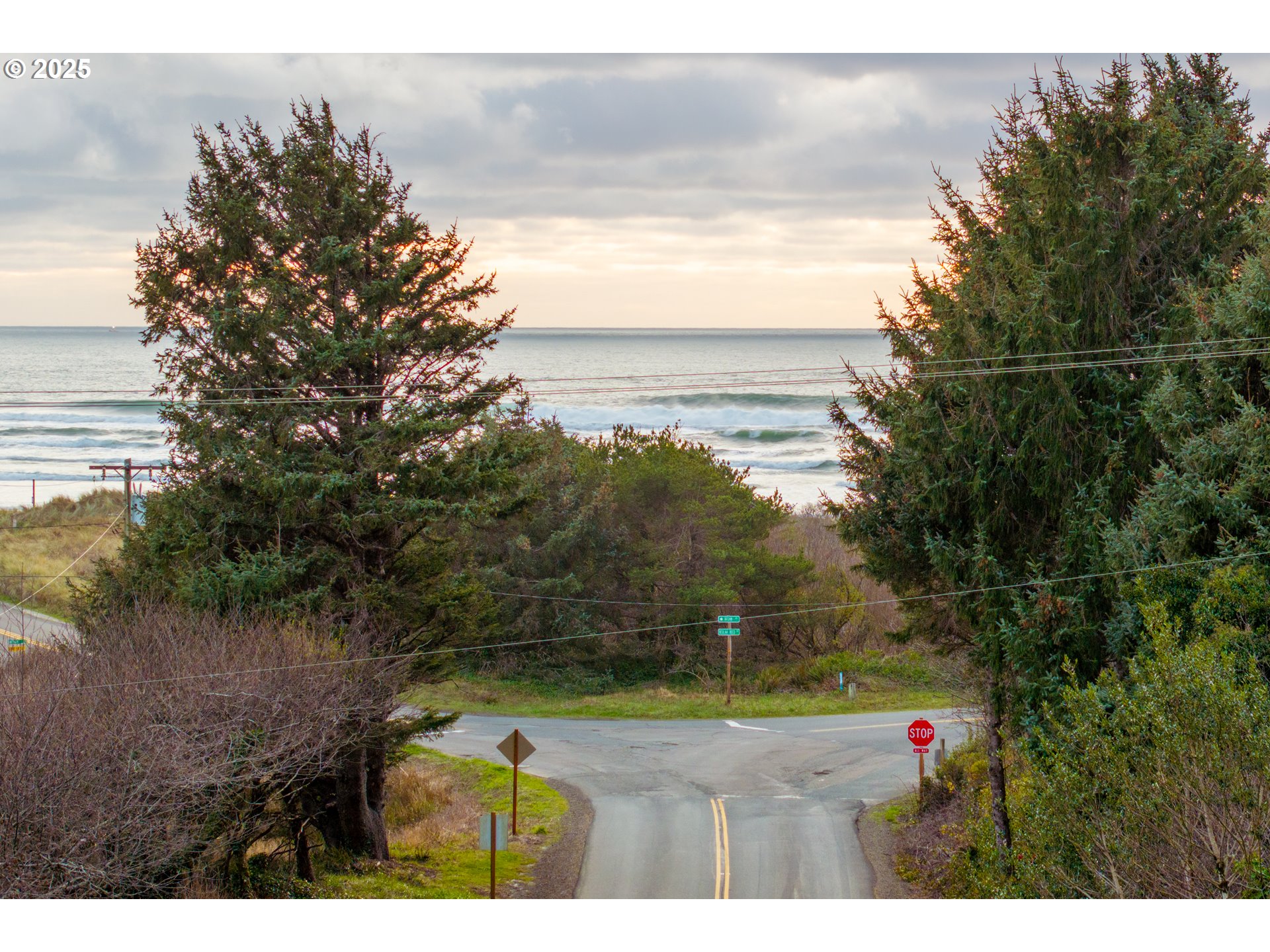 8120 Nehalem Road Nehalem, OR 97131 - Photo 14 of 26 Kitchen
