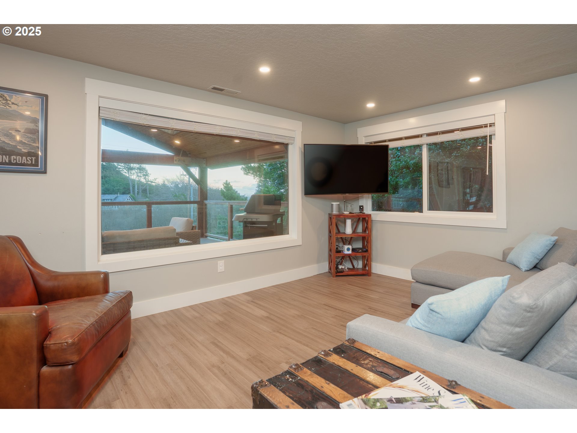 8120 Nehalem Road Nehalem, OR 97131 - Photo 8 of 26 Living Room