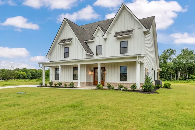 $1,049,000 | 7201 Denton Drive, Bell Buckle, TN 37020