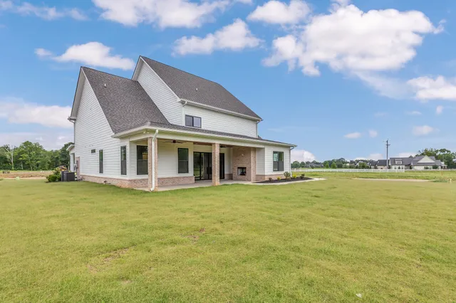 $1,049,000 | 7201 Denton Drive, Bell Buckle, TN 37020