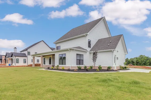 $1,049,000 | 7201 Denton Drive, Bell Buckle, TN 37020