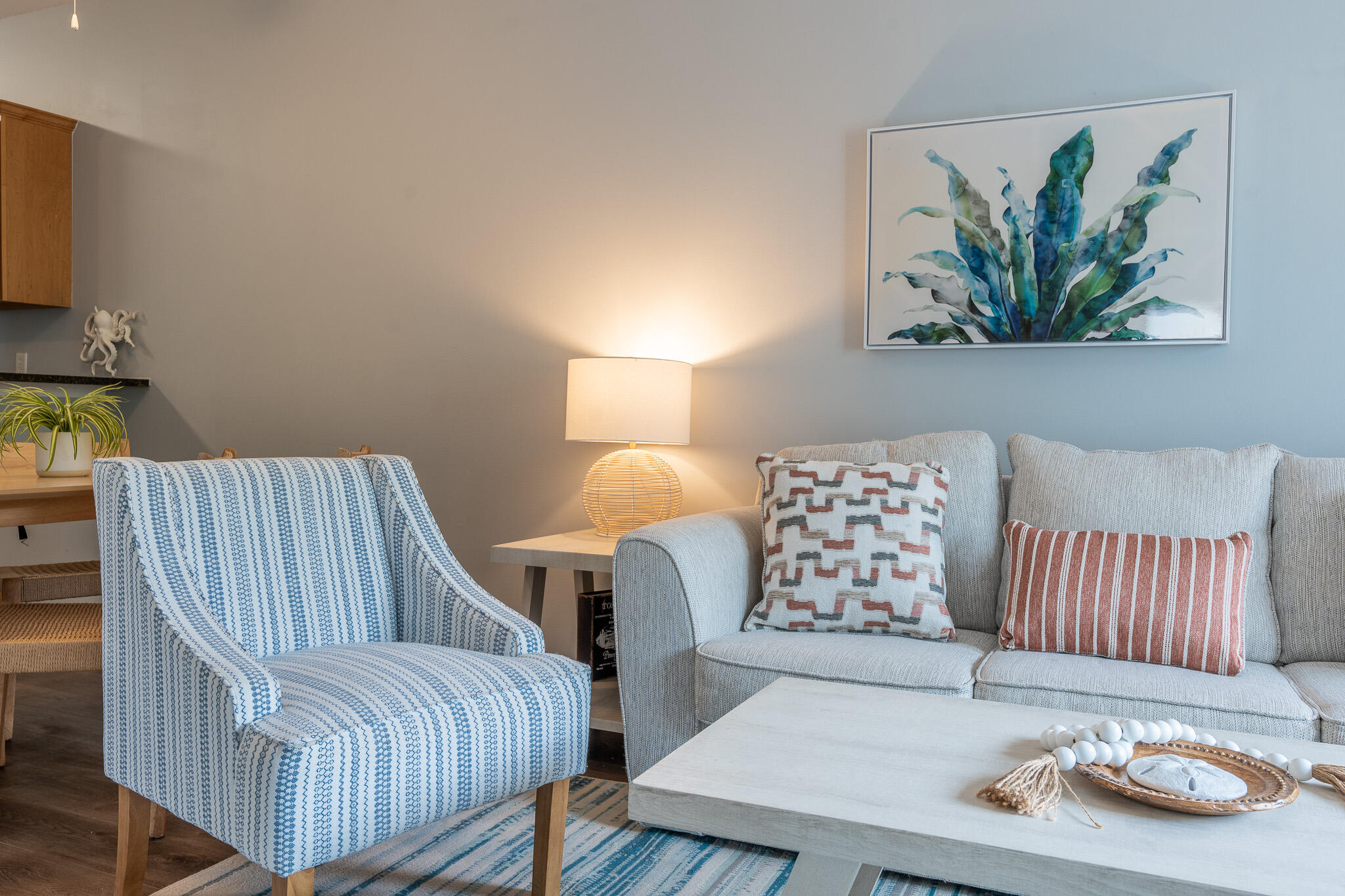 34 Heron's Watch Way, Unit 5205 Santa Rosa Beach, FL 32459 - Photo 25 of 50 a living room with furniture and a lamp