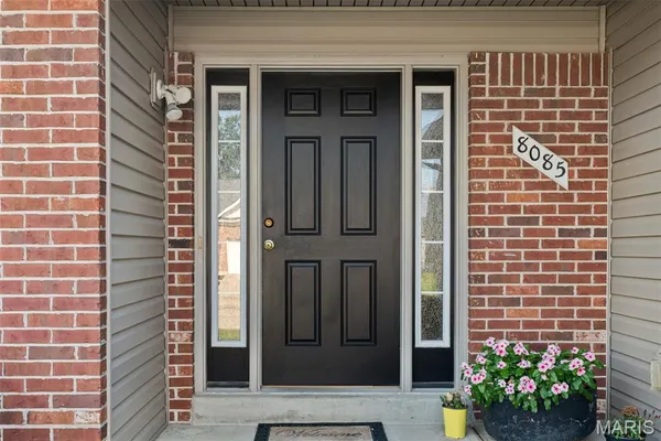 $439,900 | 8085 Glen Arbor Drive, Lake St. Louis, MO 63367