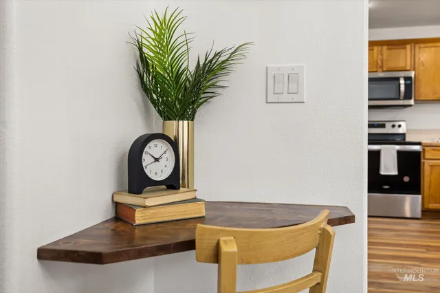 $525,000 | 6481 South Lodgepole Place, Boise, ID 83716