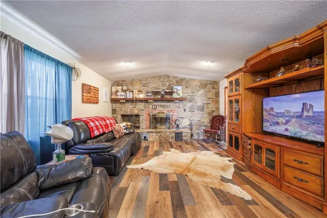 $209,900 | 3323 Hwy 160 N/a Independence Ks 67301 N/a, Independence, KS 67301