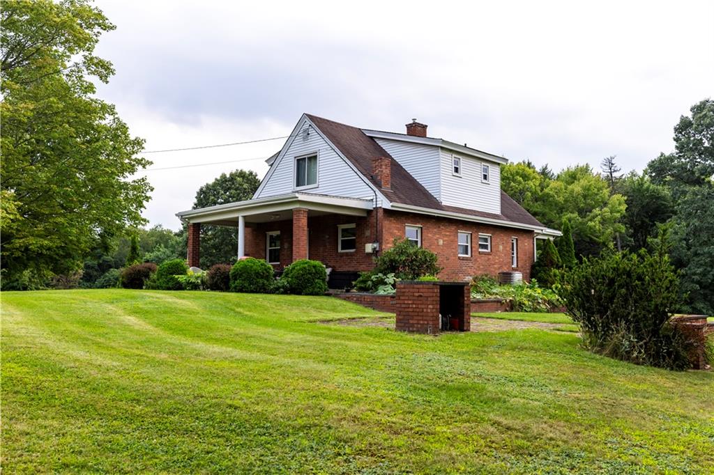 2137 North Forest Grove Road Coraopolis, PA 15108 - Photo 35 of 47 Gallery Image 35