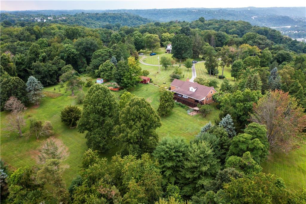 2137 North Forest Grove Road Coraopolis, PA 15108 - Photo 43 of 47 Gallery Image 43