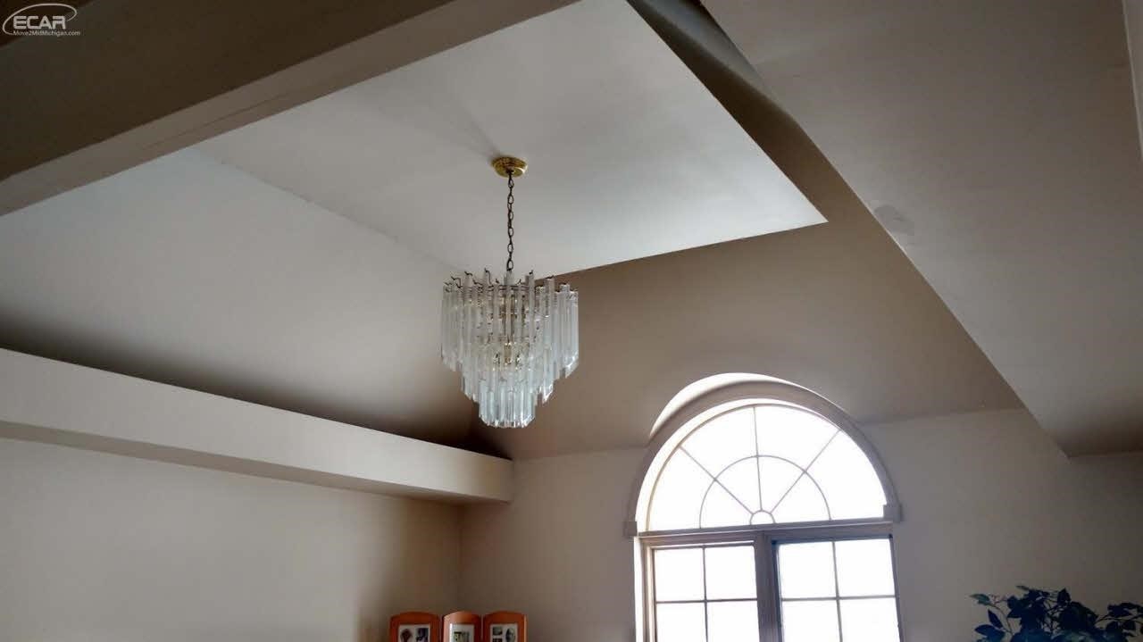7190 East Baldwin Road Grand Blanc, MI 48439 - Photo 8 of 19 21260213-7.JPG
