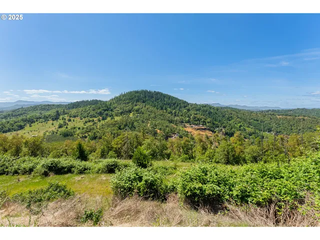 $150,000 | 1650 Gem Drive, Roseburg, OR 97471
