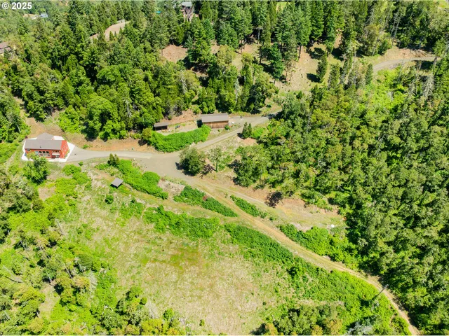 $150,000 | 1650 Gem Drive, Roseburg, OR 97471