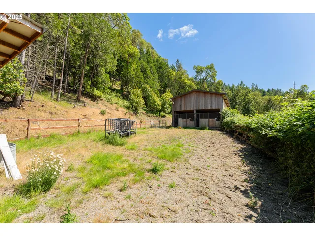 $150,000 | 1650 Gem Drive, Roseburg, OR 97471