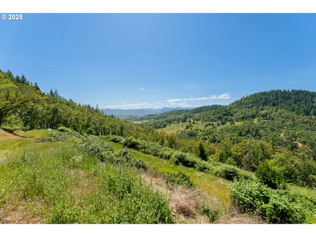 $150,000 | 1650 Gem Drive, Roseburg, OR 97471