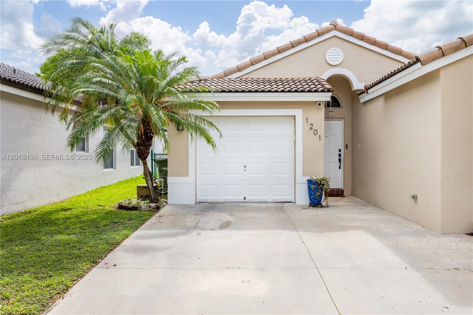 1201 Southeast 20th Road Homestead, FL 33035 - Photo 4 of 43