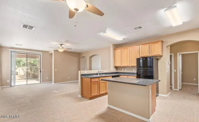 $1,995 | 45954 West Kristina Way, Maricopa, AZ 85139