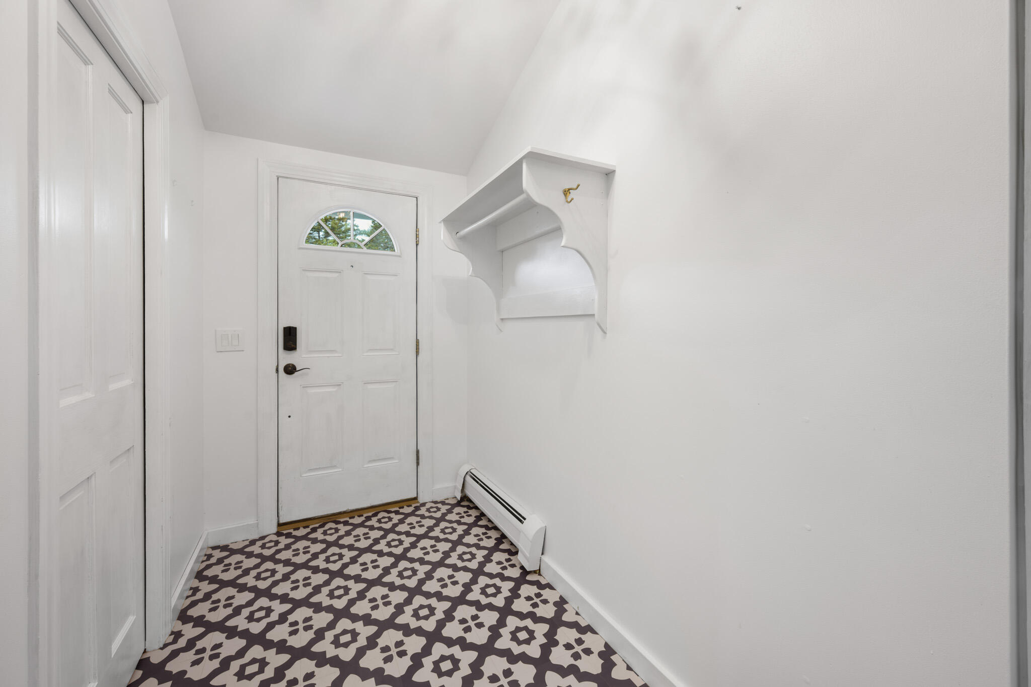 193 Kelley Point Road Jonesport, ME 04649 - Photo 10 of 77 Primary Entry Foyer