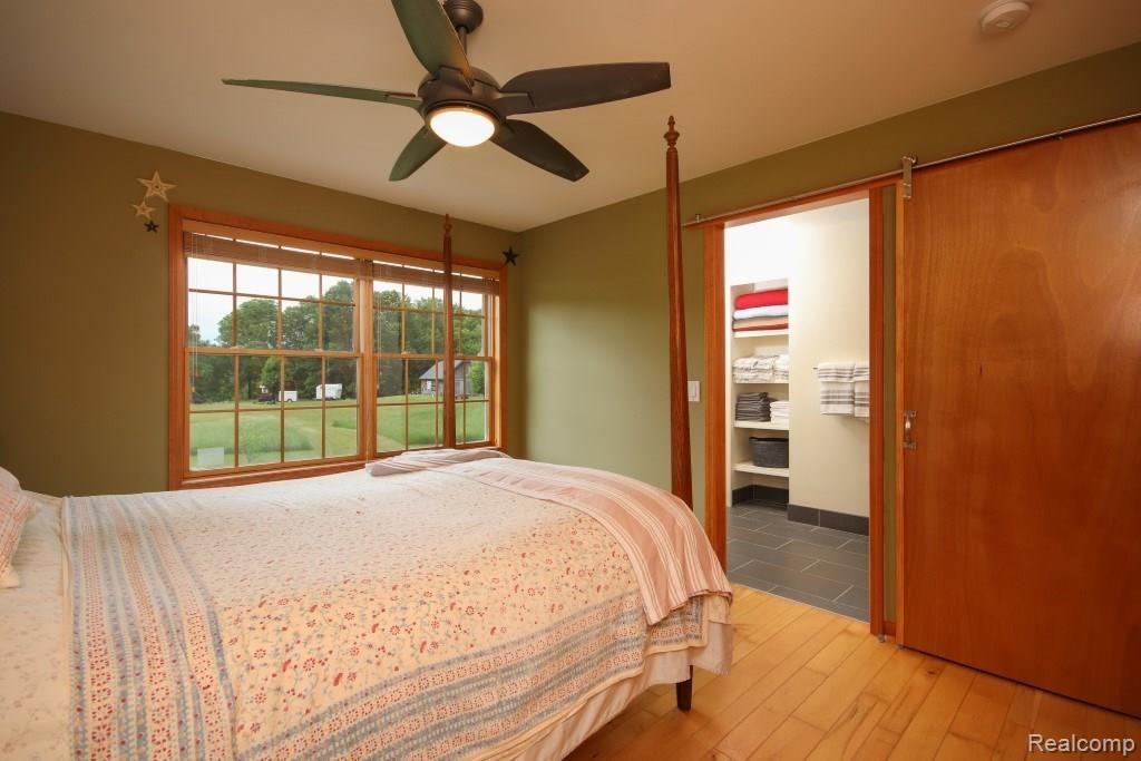 1205 Darwin Road Pinckney, MI 48169 - Photo 22 of 65 IMG_3201 (Custom) - Copy.jpg