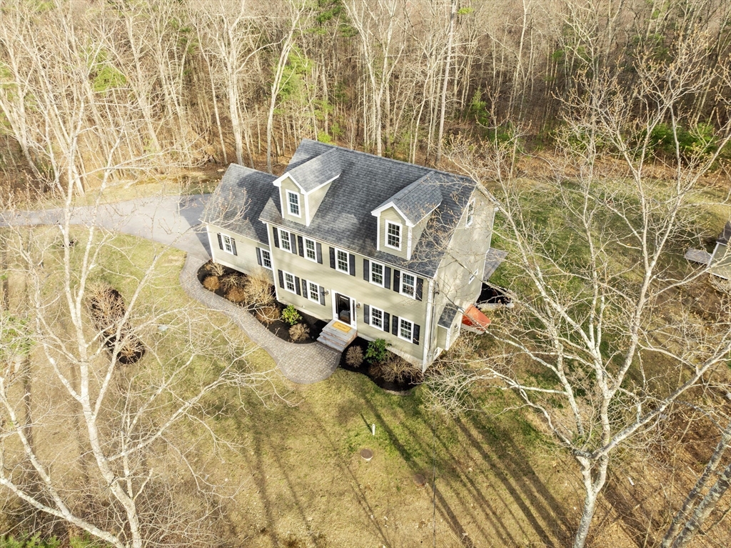 149 Long Hill Road Bolton, MA 01740 - Photo 2 of 37