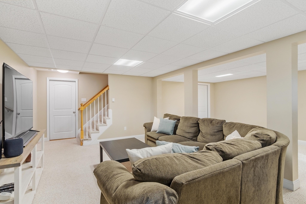 149 Long Hill Road Bolton, MA 01740 - Photo 28 of 37