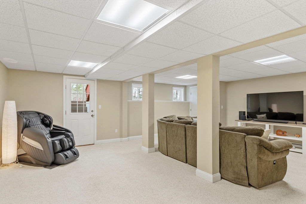 149 Long Hill Road Bolton, MA 01740 - Photo 29 of 37