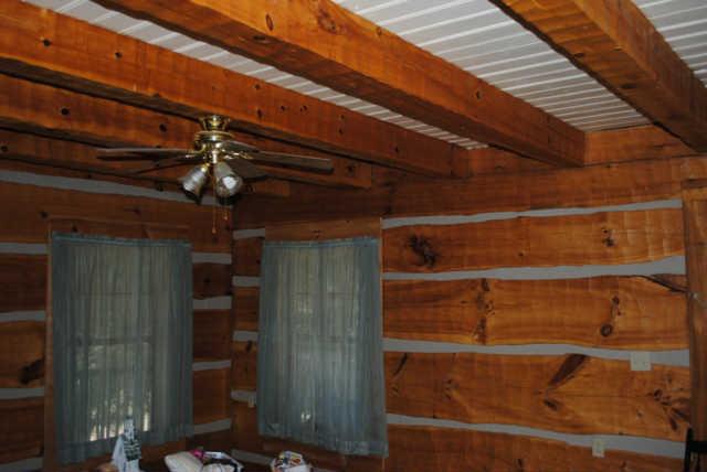 2900 Dee O'Guin Road Centerville, TN 37033 - Photo 12 of 20 Detail of Master BR