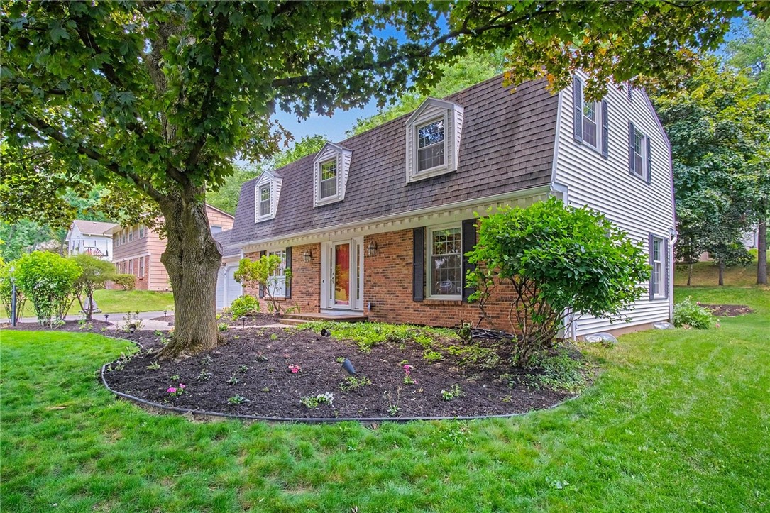 26 South Ridge Trail Perinton, NY 14450 - Photo 2 of 39