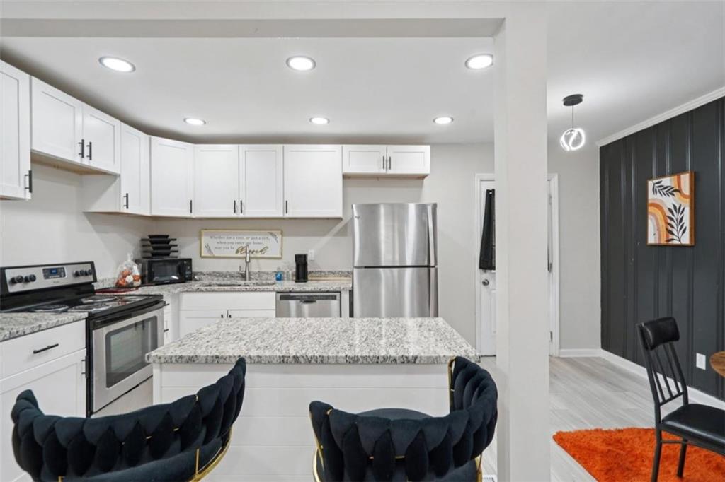 2740 Norma Circle Decatur, GA 30034 - Photo 12 of 36