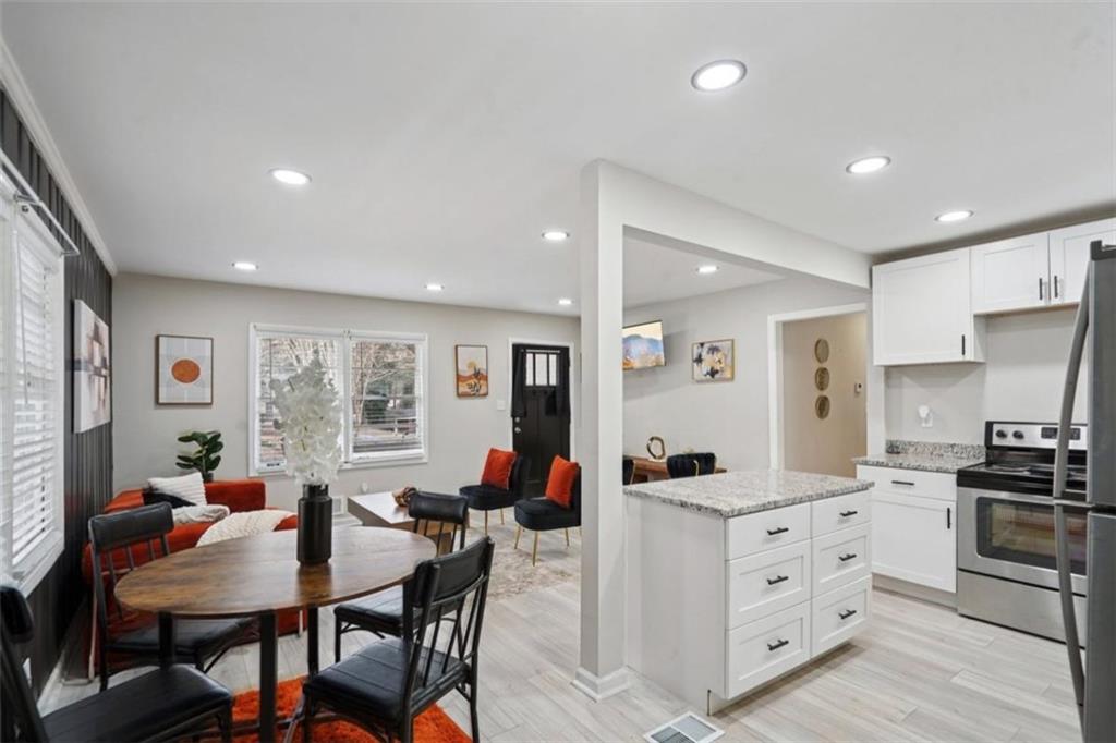 2740 Norma Circle Decatur, GA 30034 - Photo 7 of 36