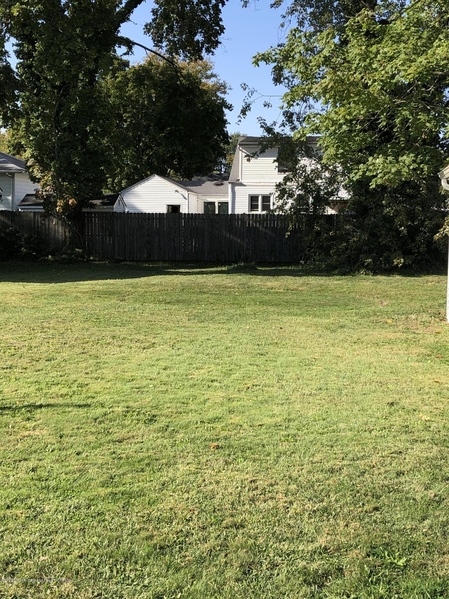 23 St George Place Keyport, NJ 07735 - Photo 11 of 11 IMG-7094