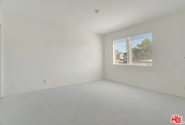 $625,000 | 10926 Moorpark Street, Unit 13, North Hollywood, CA 91602
