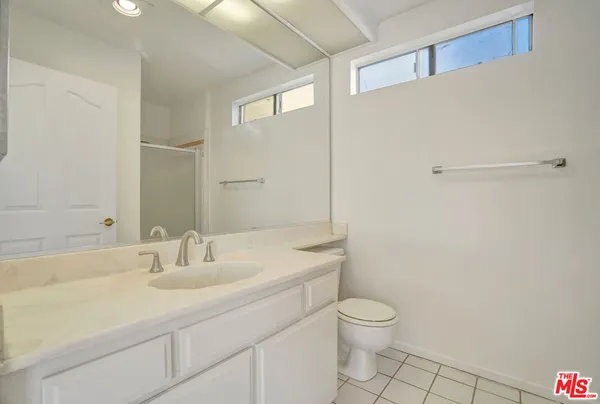 $625,000 | 10926 Moorpark Street, Unit 13, North Hollywood, CA 91602