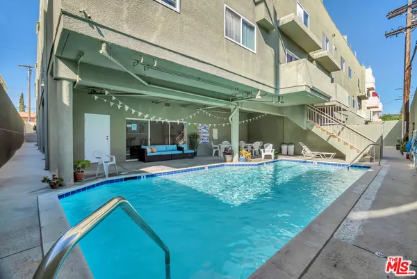 $625,000 | 10926 Moorpark Street, Unit 13, North Hollywood, CA 91602