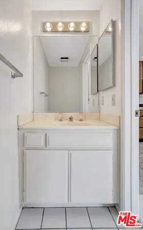 $625,000 | 10926 Moorpark Street, Unit 13, North Hollywood, CA 91602