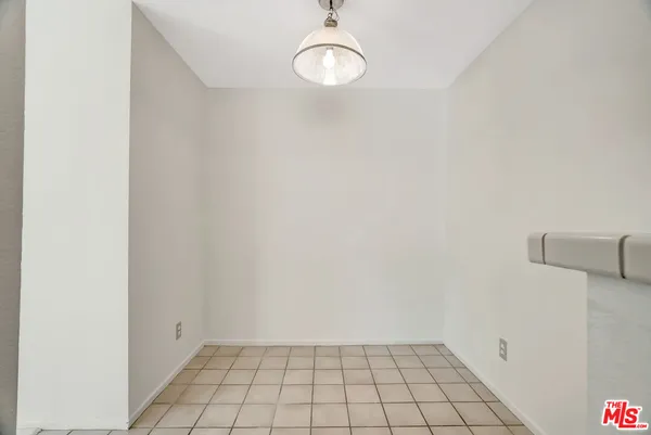 $625,000 | 10926 Moorpark Street, Unit 13, North Hollywood, CA 91602