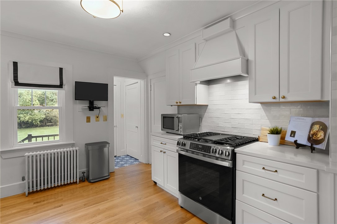 30 Ledge Road East Greenwich, RI 02818 - Photo 15 of 37 Kitchen
