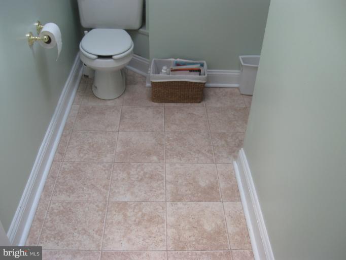 3015 Keswick Road Baltimore, MD 21211 - Photo 14 of 26 Bath