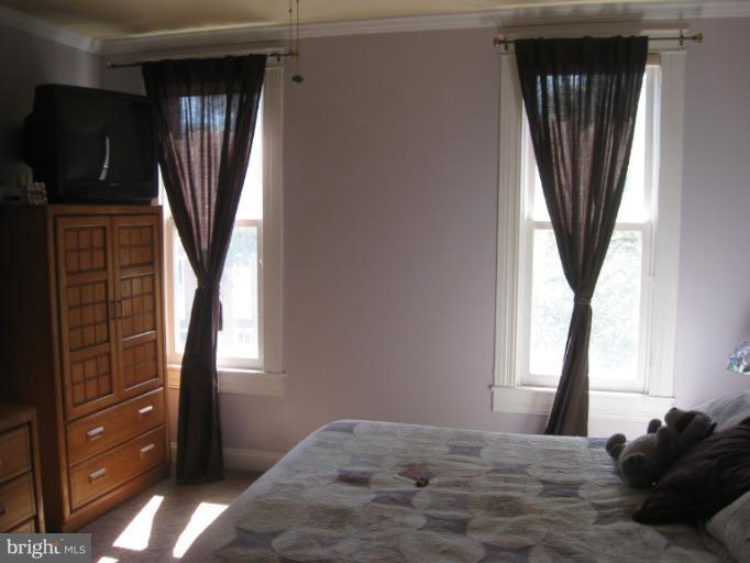 3015 Keswick Road Baltimore, MD 21211 - Photo 15 of 26 Bedroom