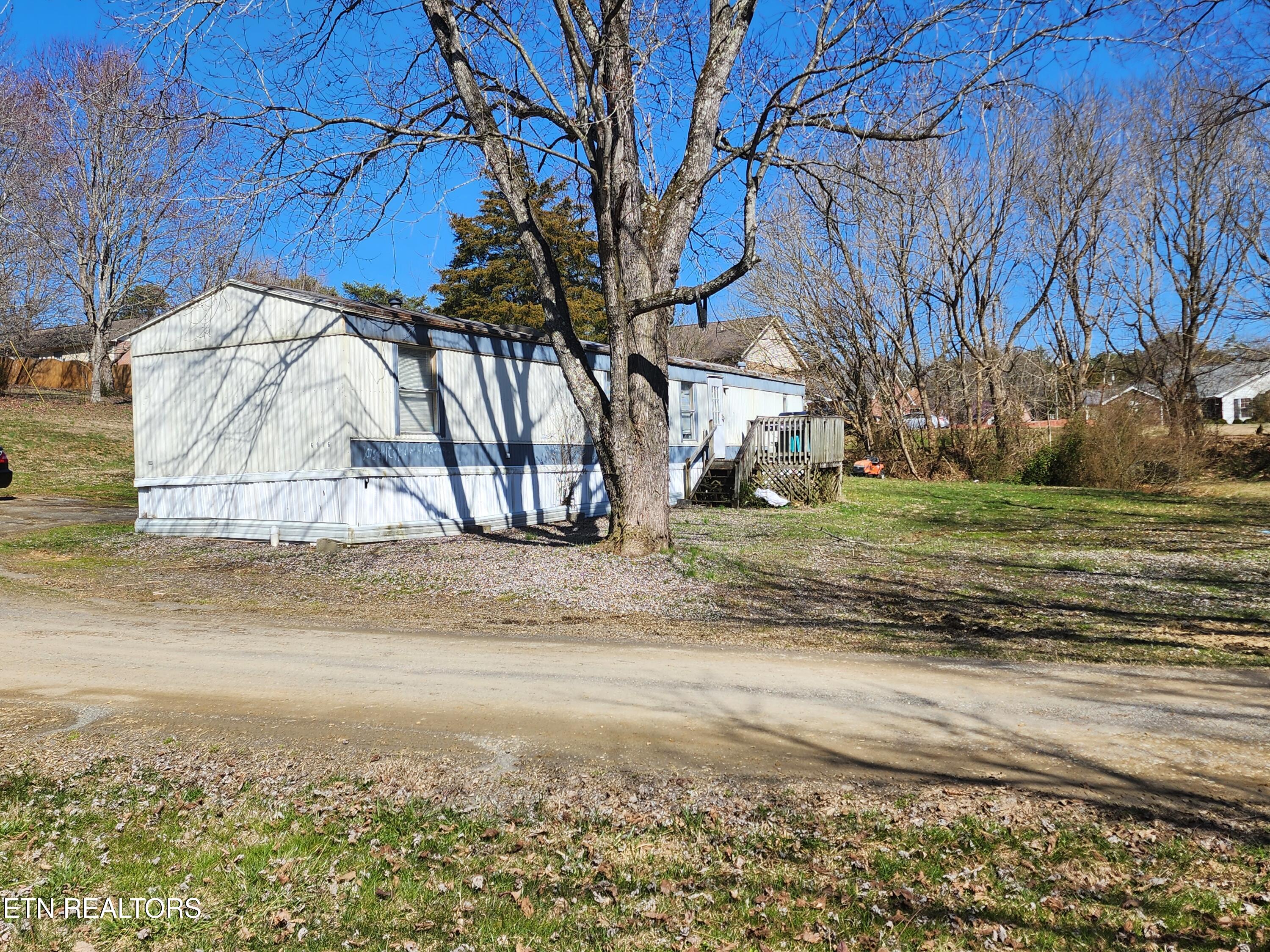 6916 Beeler Road Knoxville, TN 37918 - Photo 1 of 5 1000027645