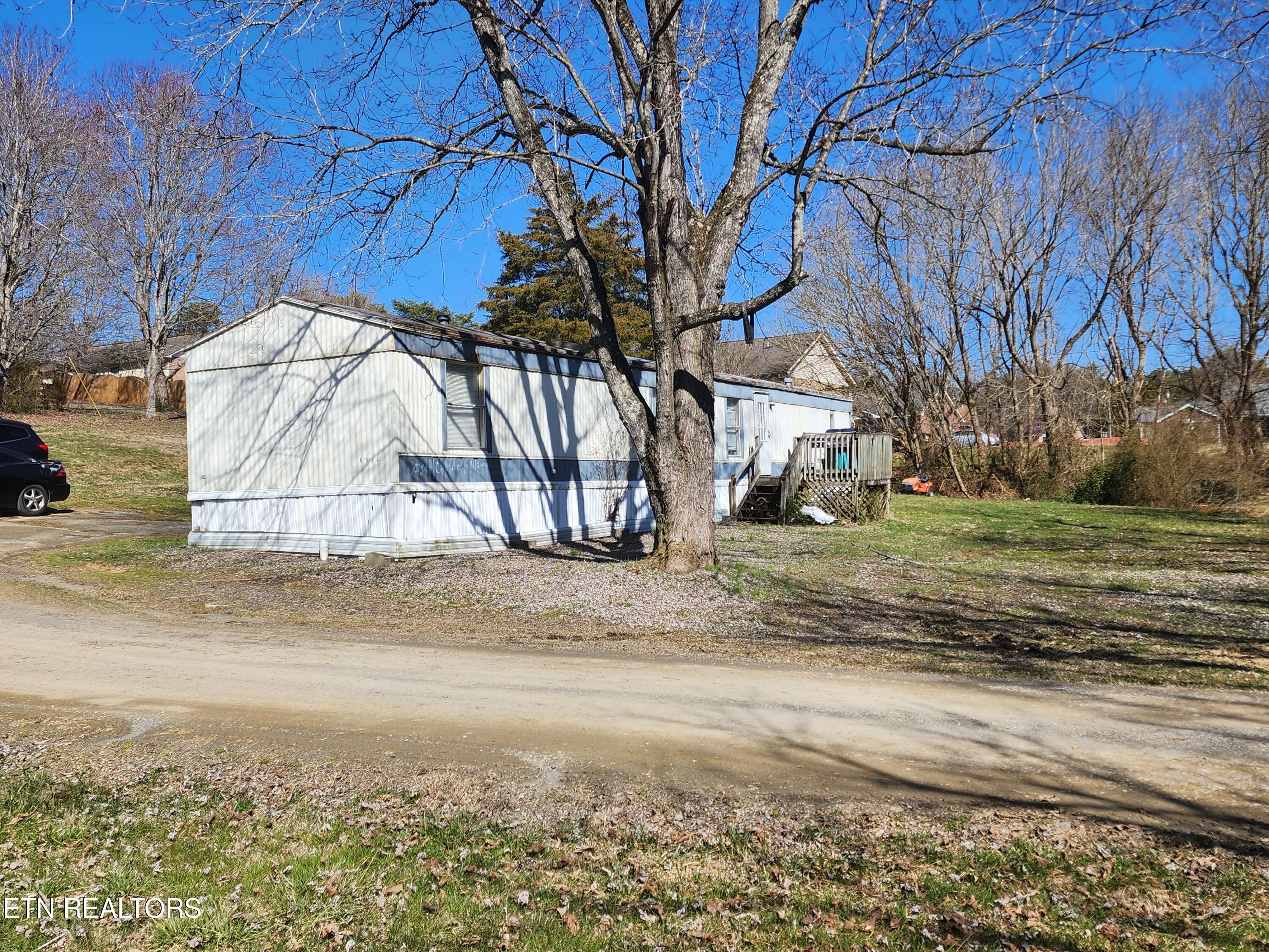 6916 Beeler Road Knoxville, TN 37918 - Photo 2 of 5 1000027646