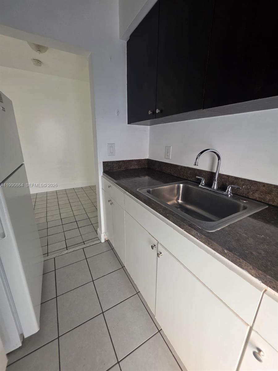 7155 Rue Notre Dame, Unit 9 Miami Beach, FL 33141 - Photo 7 of 20 Gallery Image 7