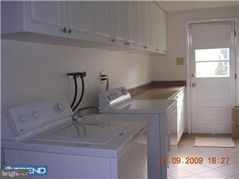 745 York Road Mount Laurel, NJ 08054 - Photo 9 of 12 Laundry Room