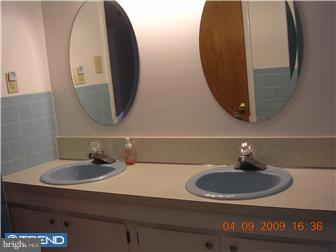 745 York Road Mount Laurel, NJ 08054 - Photo 10 of 12 Bathroom