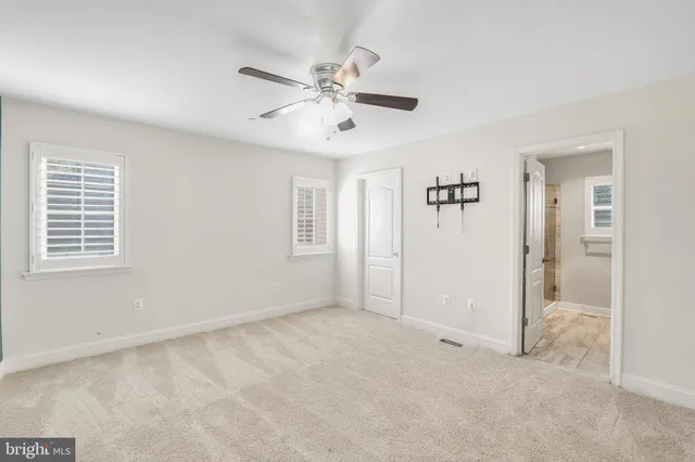 a view of walk in closet