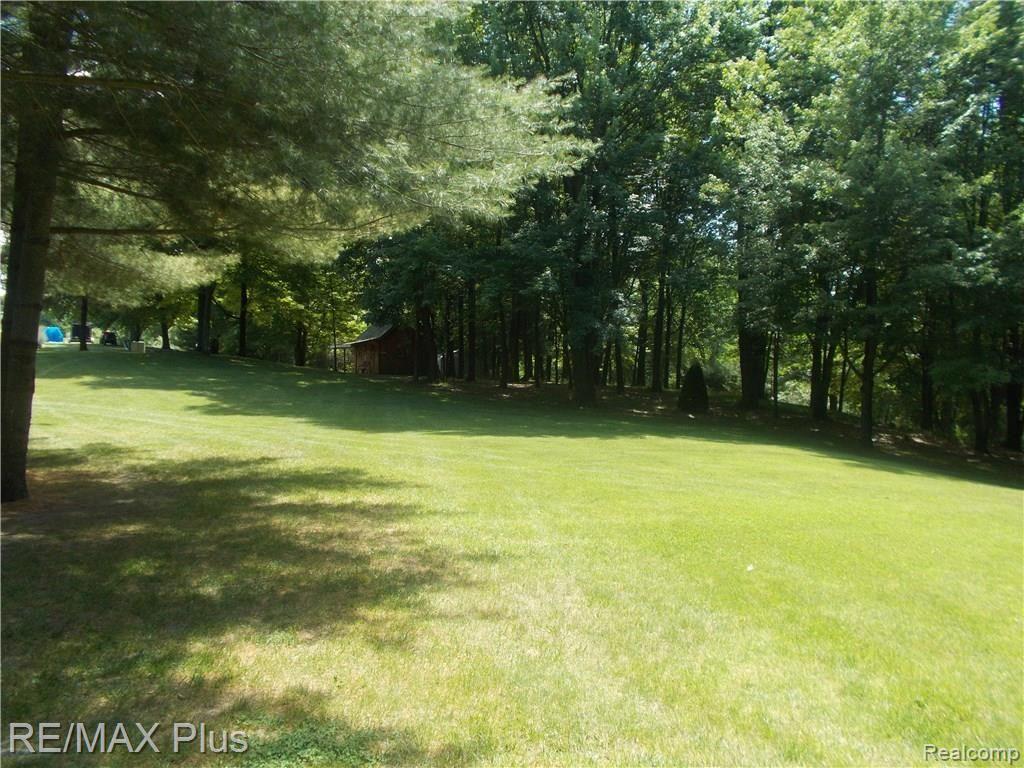 3903 5 Lakes Road Lapeer, MI 48446 - Photo 65 of 70 DSCN2504.JPG