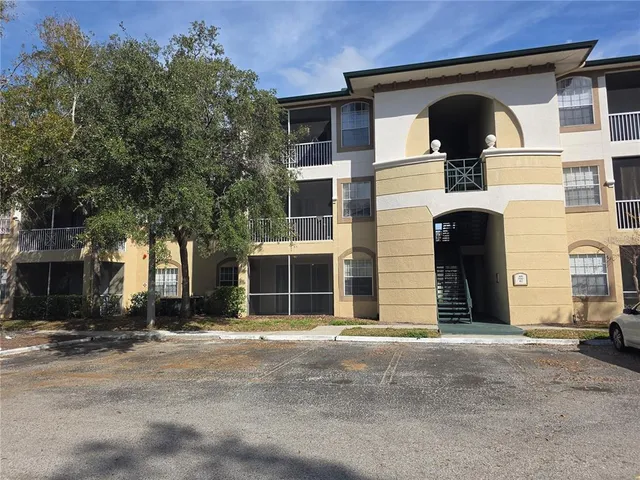 $1,450 | 17101 Carrington Park Drive, Unit 404, Tampa, FL 33647