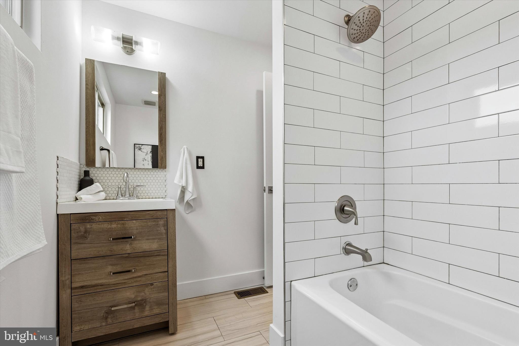 313 Mercy Street Philadelphia, PA 19148 - Photo 22 of 25