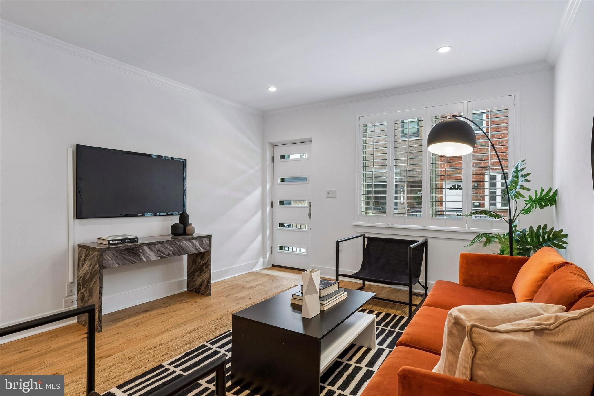 313 Mercy Street Philadelphia, PA 19148 - Photo 6 of 25